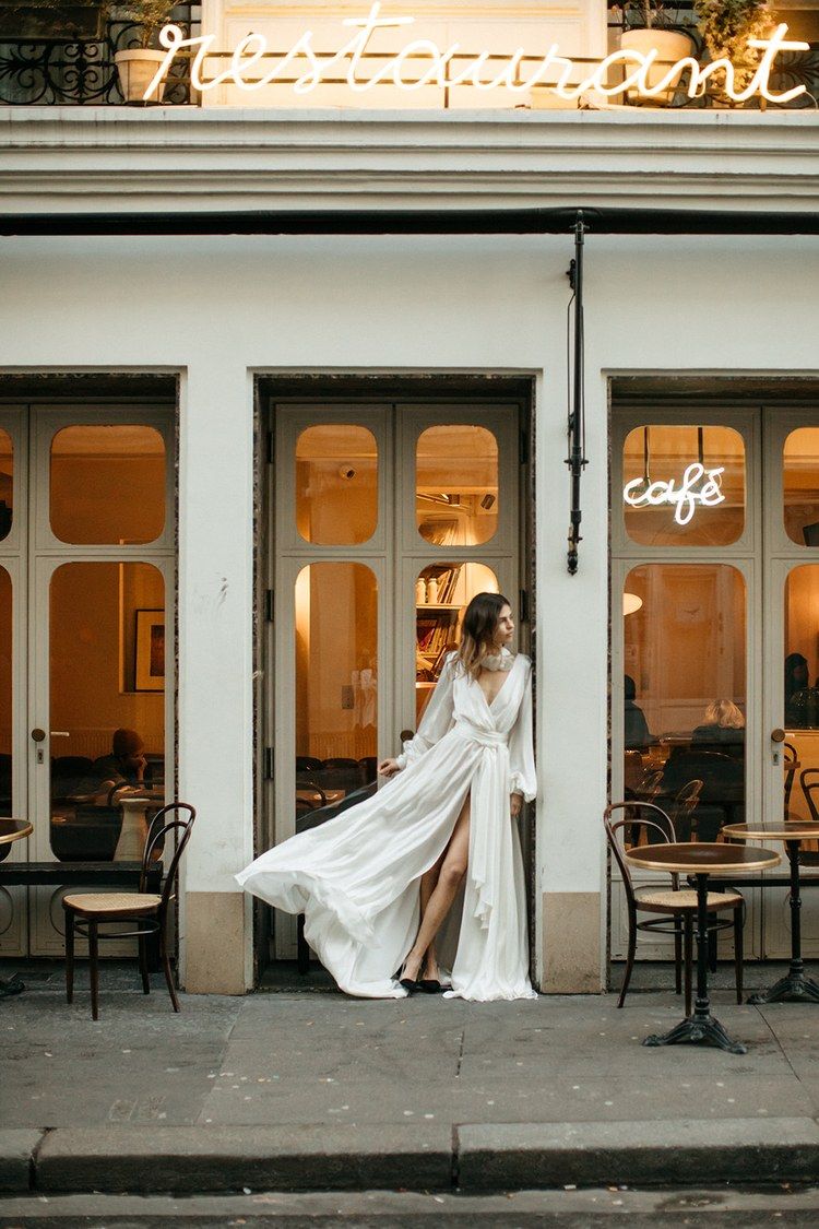 Meet the founder of Luna Bea, the British label for the modern bride